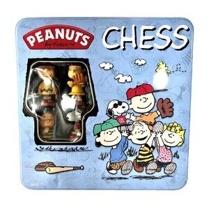 Peanuts Chess By Schulz Blue Tin USA O'opoly Complete